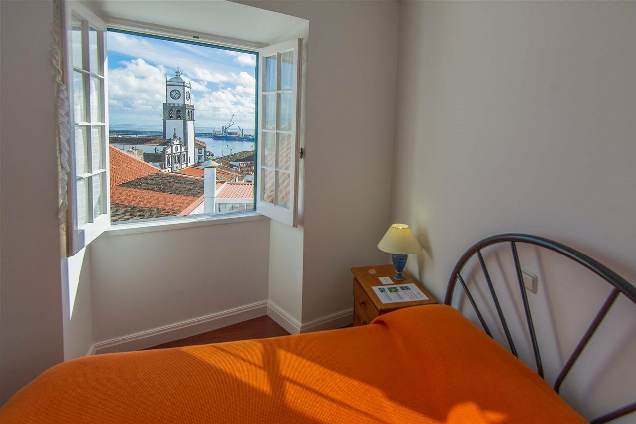 Ponta Delgada Comercial Boutique Guest House מראה חיצוני תמונה