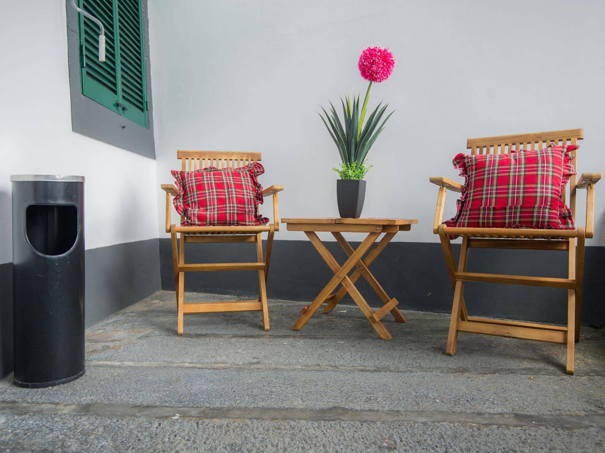 Ponta Delgada Comercial Boutique Guest House מראה חיצוני תמונה
