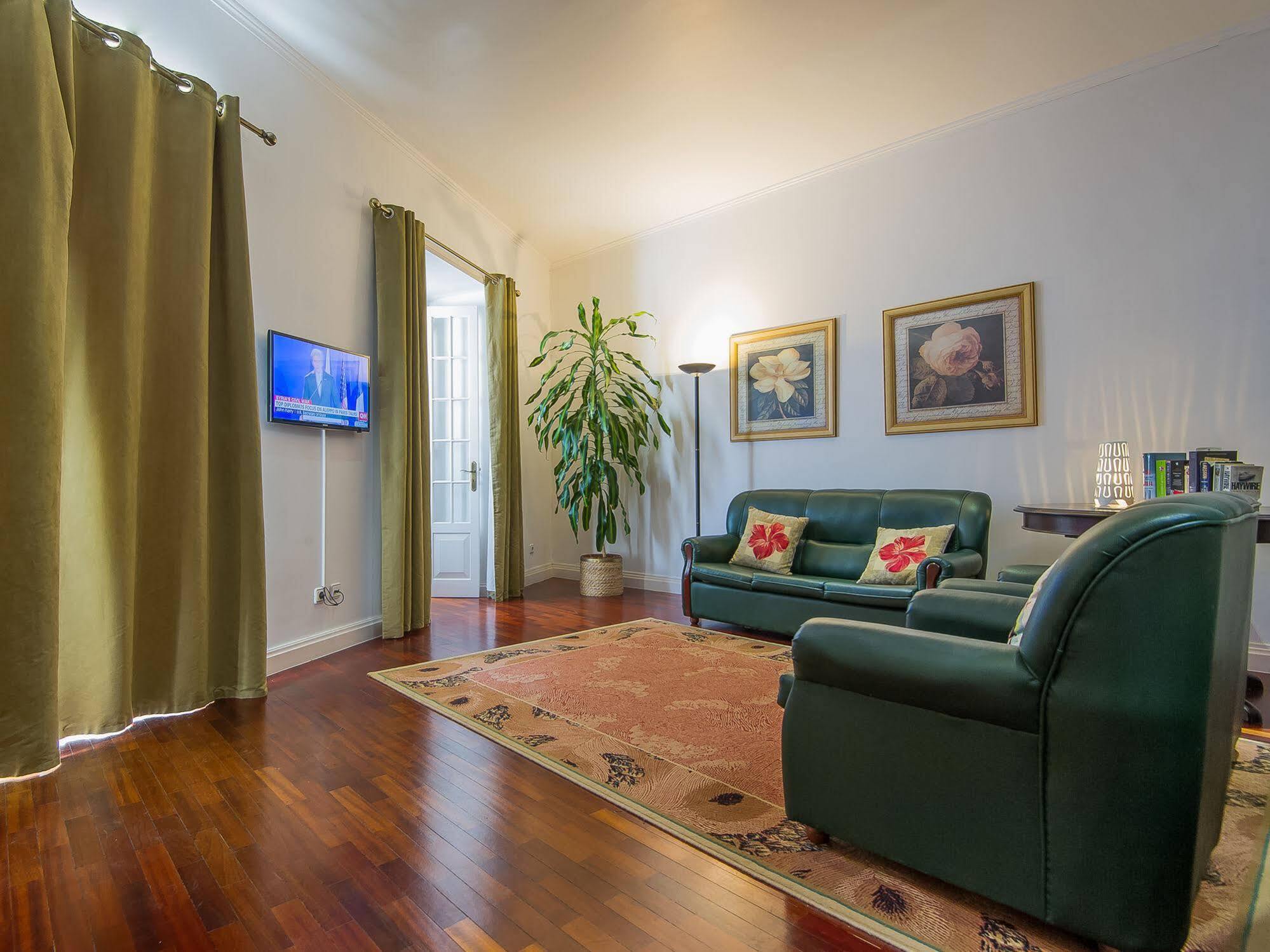 Ponta Delgada Comercial Boutique Guest House מראה חיצוני תמונה